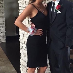 Black Lulu’s mid-length dress